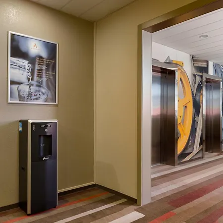 Hotel Ibis Railway Station 3*