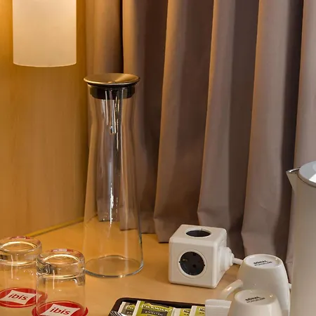 Ibis Railway Station 3*