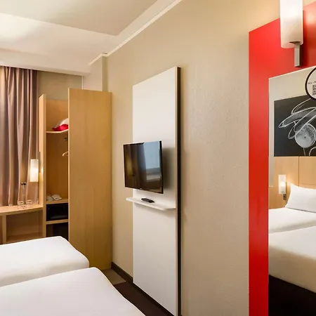 Hotel Ibis Railway Station
