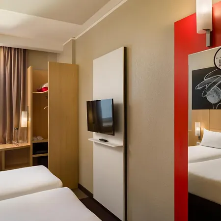 Ibis Railway Station 3* Kiev