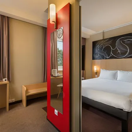 Ibis Railway Station 3* Kiev