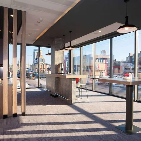 Ibis Railway Station Hotell 3*